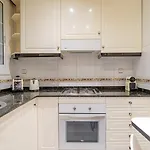 Guestready - Calle Paris En Barcelona Corazon